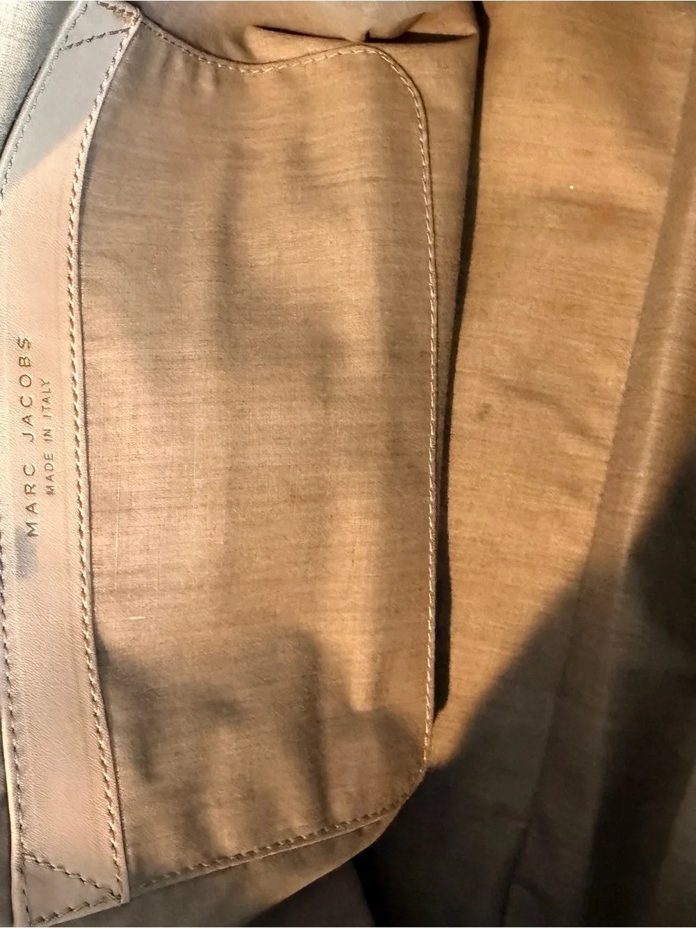 Marc Jacobs Ivory Leather Satchel Gold Hardware Double Pocket Purse Bag